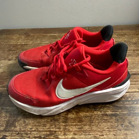 Nike Star Runner‎ Boys size 6 - Picture 3 of 5